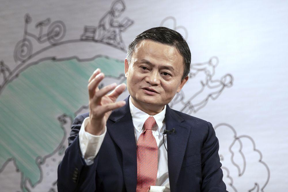 比伯|洪金宝谈《功守道》：没人是看马云面子去演，吴京马云差点翻脸