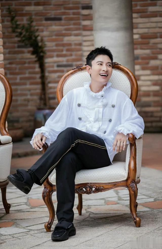 龚俊|《极限挑战 9》少了这位元老人物 + 顶流小花！龚俊大华确定加盟