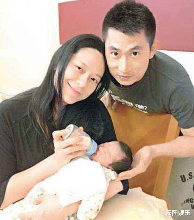 郭羡妮|郭羡妮与老母亲女儿迎新年!小6岁老公长居内地,夫妻聚少离多