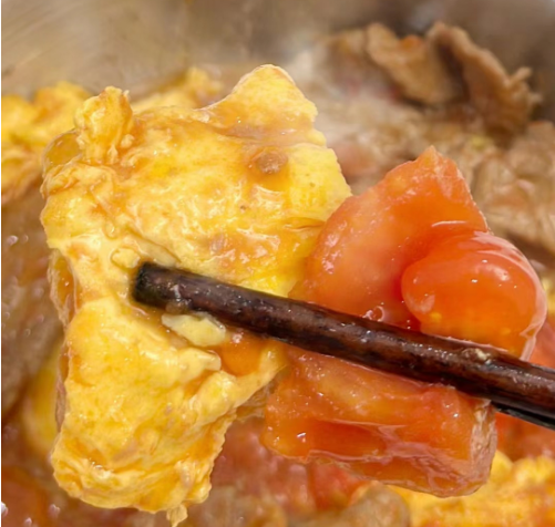 牛肉|秋季,多给孩子吃“这菜”,营养易消化,花钱不多儿子吃得香