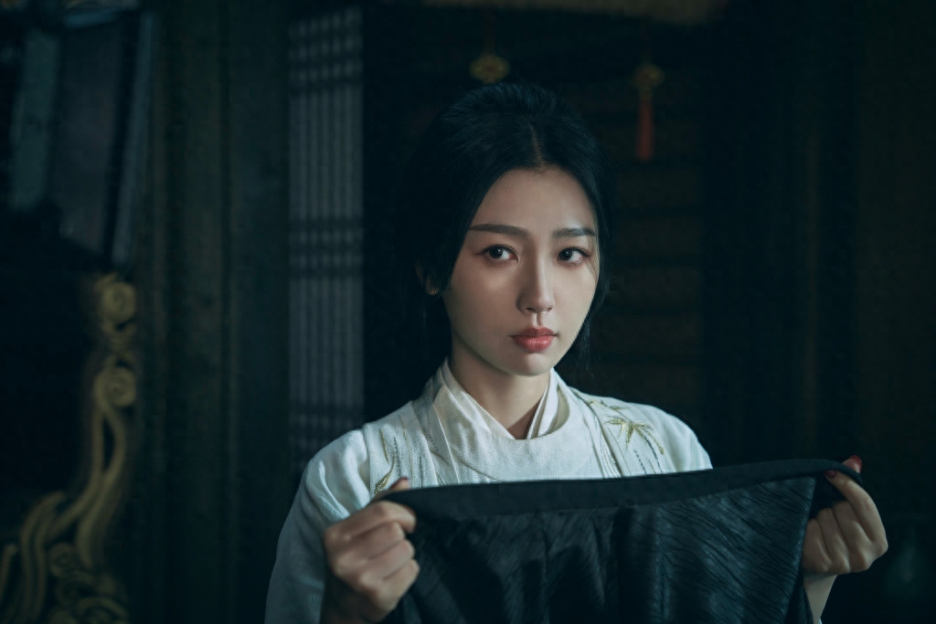 狐厂曝光95花片酬?赵露思和虞书欣竟在第一梯队,你认可吗?