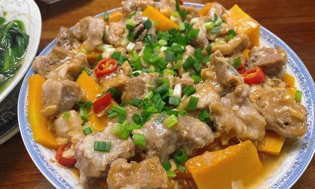 |气血不足百病生，建议秋季常吃五道菜，滋养气血，增强免疫