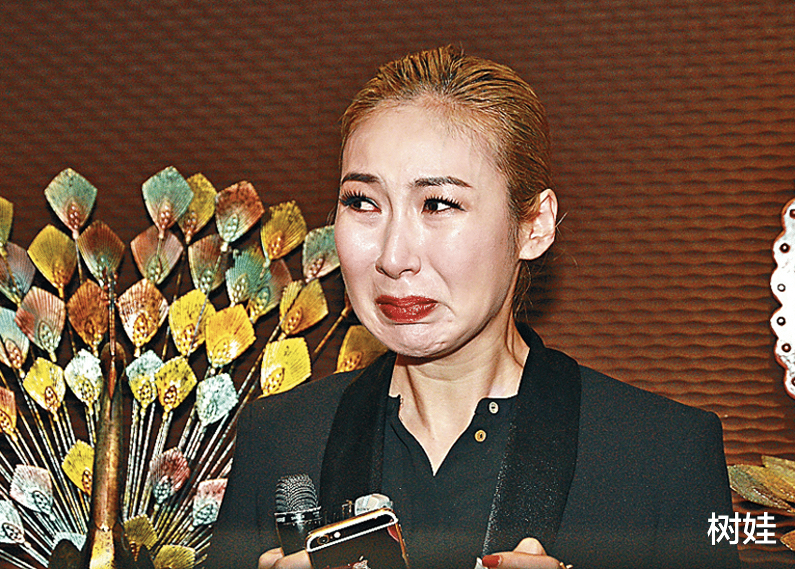 TVB艺人自曝投资亏50万,热衷投资频频失利,出身富贵家族资产8亿