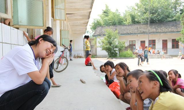 求职|您愿意去吗？和田墨玉县招聘编制老师1172人，试用期月薪8500元