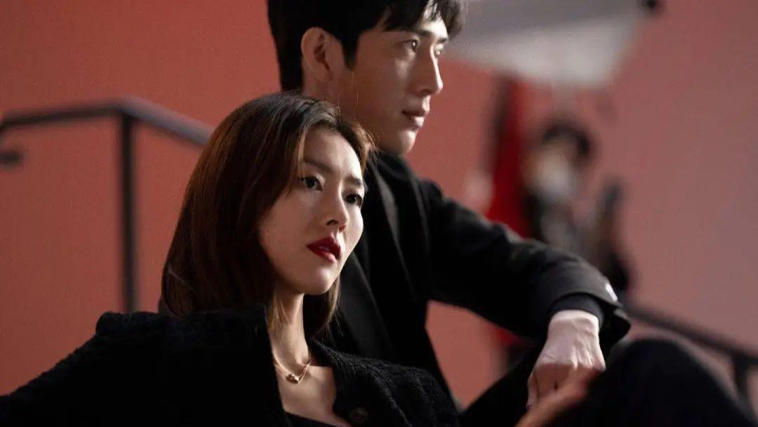 井柏然有娃了？郭富城隐瞒重病？白敬亭品牌出事？张含韵婚事定了？