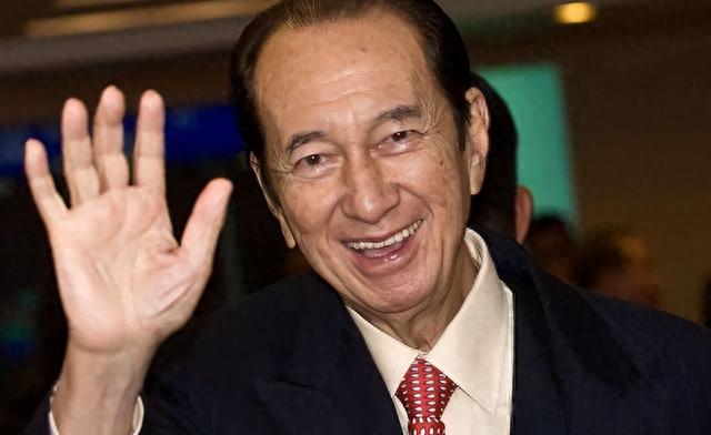 都不是善茬？结婚22年后，张智霖和袁咏仪的遮羞布，再也盖不住了