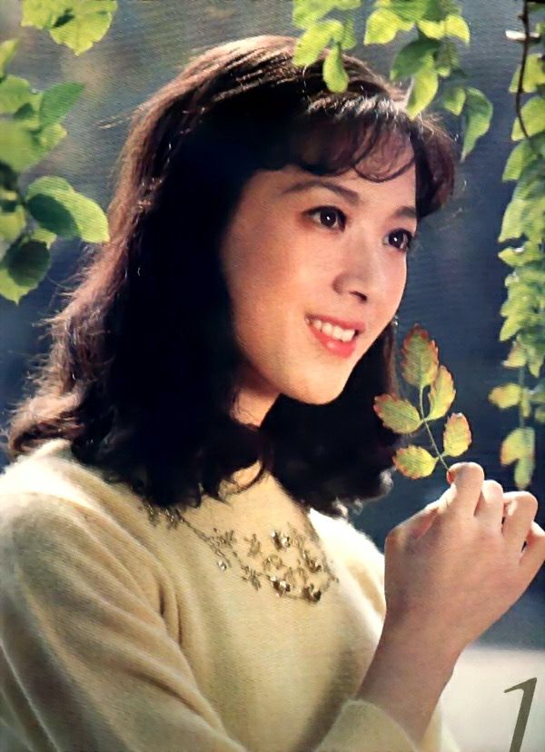 看了龚雪年轻时的照片,才发现:80年代的中国美女,到底有多惊艳 - 时尚