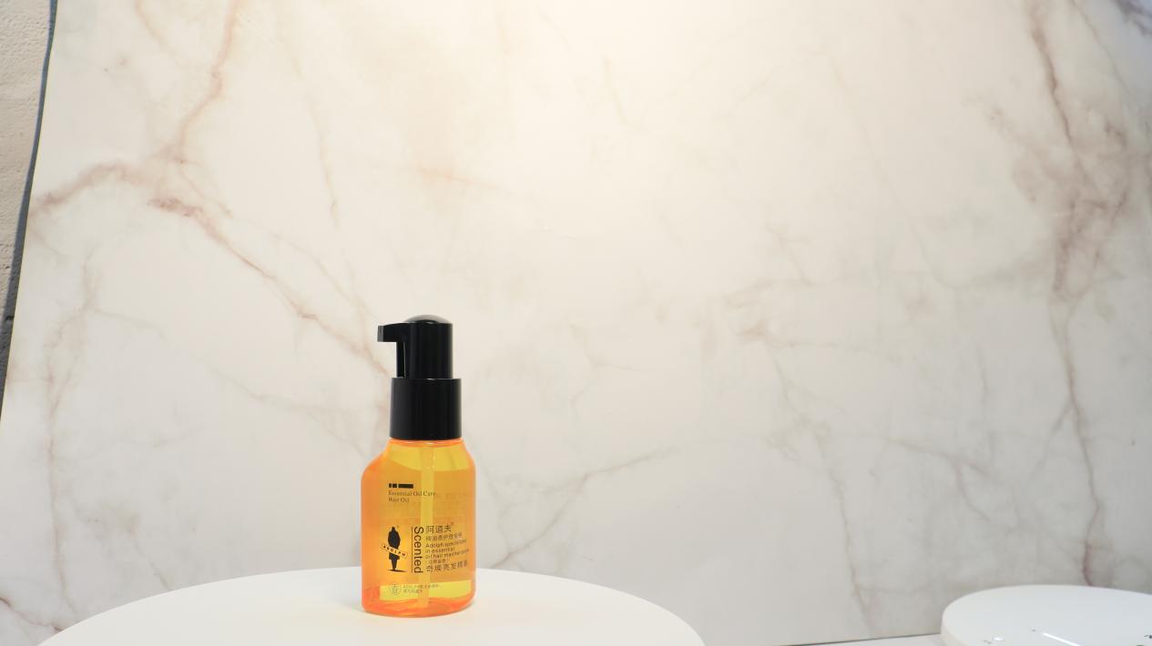 天惹咯！头发突然干枯毛躁怎么办？TONY告诉你哪种头发精油好用