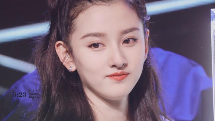 资本好猖狂！宋祖儿被联合保下来了，网友：不是说好的凉凉吗