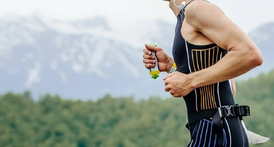 表白|背后的冠军:职业运动员的日常训练秘密