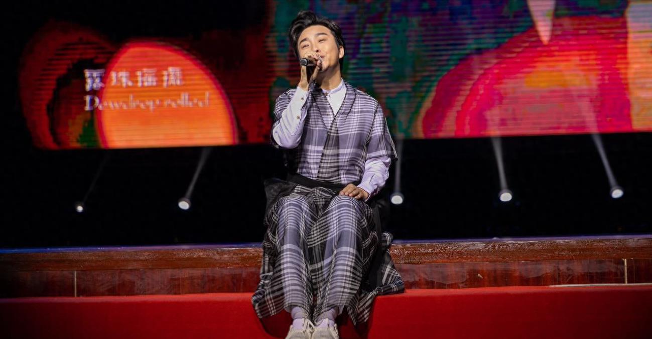 “跳梁小丑”李玉刚跌落神坛,世界对他不再宽容,梅葆玖:死不原谅