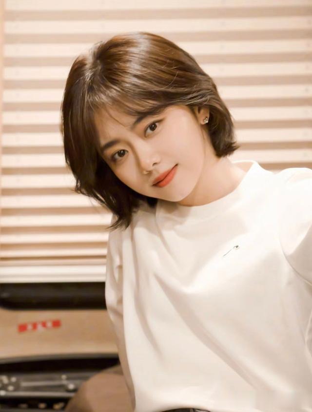 你适合什么“发型”，由“脸型”决定！尤其方脸，选错显老没气质