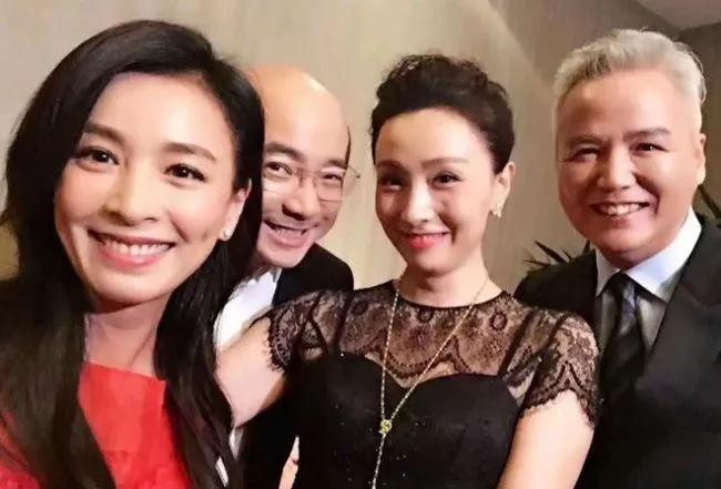 徐峥|陶虹徐峥被曝逃离出境,两人已出国数月,欲转移数亿资产被拦截