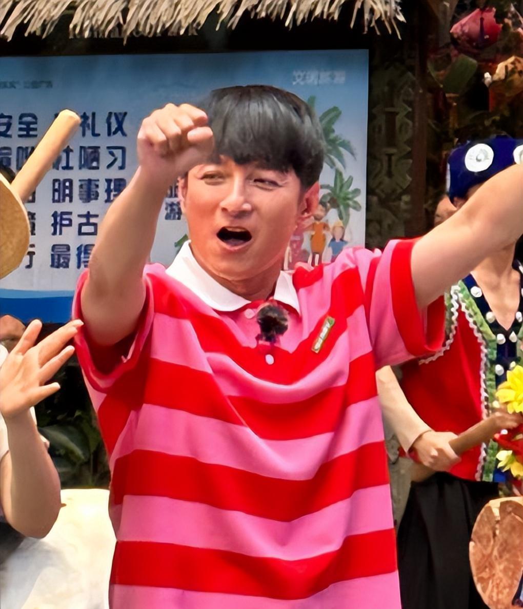 吴昕|吴昕维嘉合体录综艺,46岁维嘉抿嘴揪衣服显紧张