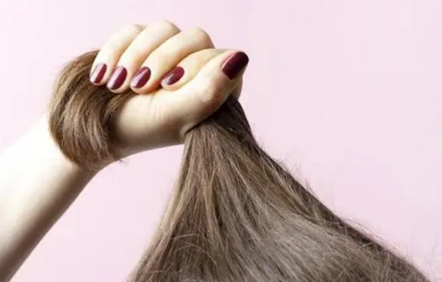 精血不足=男虚女衰!精血够不够,看看这几个地方就知道!