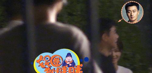 晒出关悦为自己刮痧照片乐翻网友佟大为深夜现身剧组拍戏