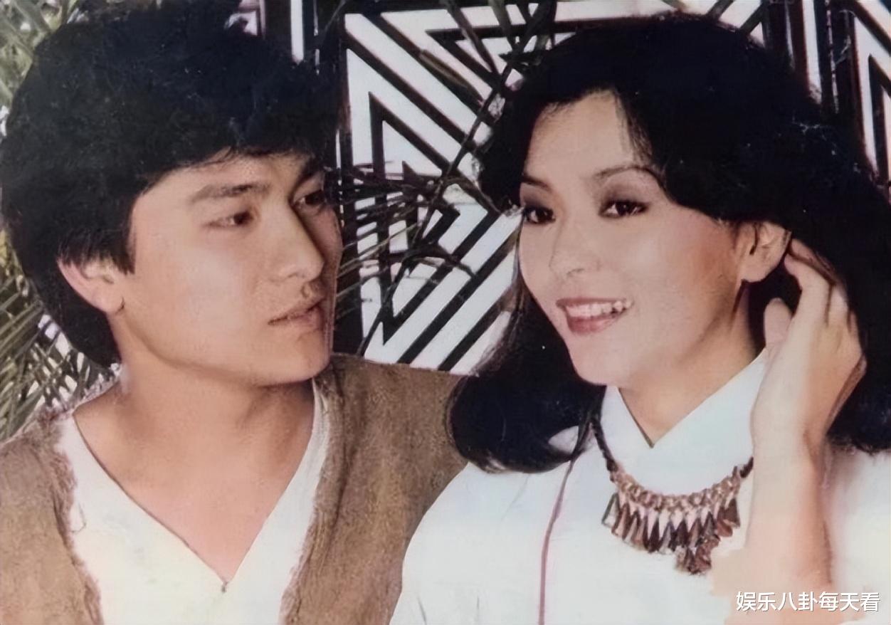 瞒不住了！62岁刘德华和赖文慧关系曝光，原来除了结婚证啥都给了