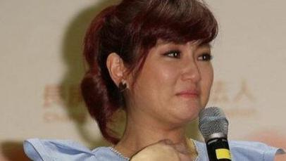 大瓜！曝任家萱孕期遭小7岁男友劈腿，要去父留子？消息真假难辨