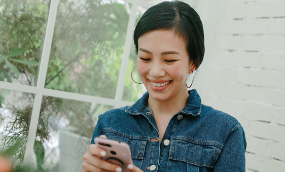 帮他赚上亿为他挡黑道,大萧敬腾13岁的未婚妻林有慧很有手腕