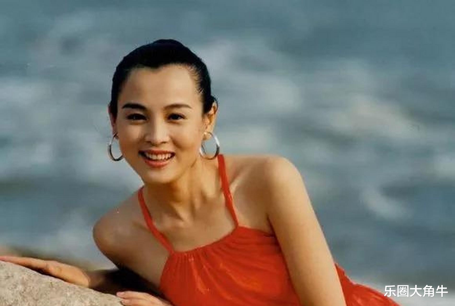 赵明明|赵明明：与嫂子宋丹丹同样被英家人所伤，为子退圈的她过得还好吗