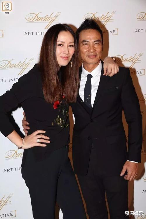 他68岁零绯闻,为妻女买下26套房,梦想回山东安享晚年