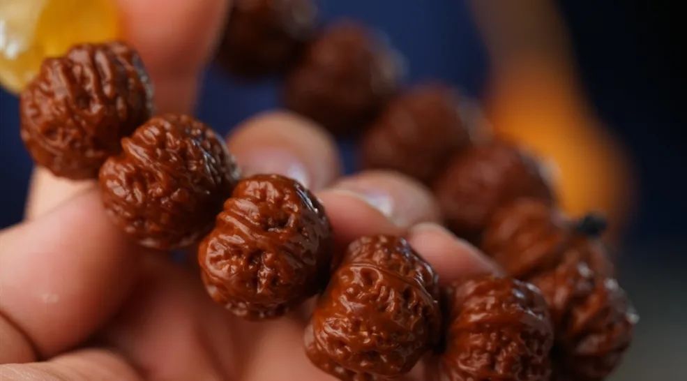 文玩|美得流油！它是文玩界的团宠，一旦开始玩无人不心动！