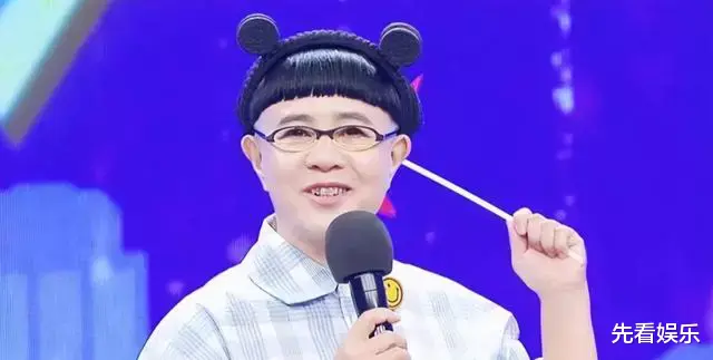 刘纯燕|从“童年女神”到“晚节不保”,57岁的金龟子,终将不被世界宽容