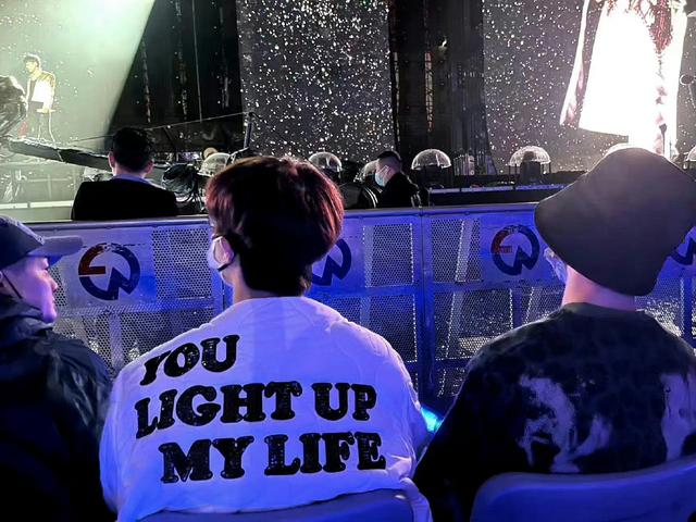 张杰|王栎鑫陆虎去了张杰演唱会 这是什么梦幻联动 0713友谊长存