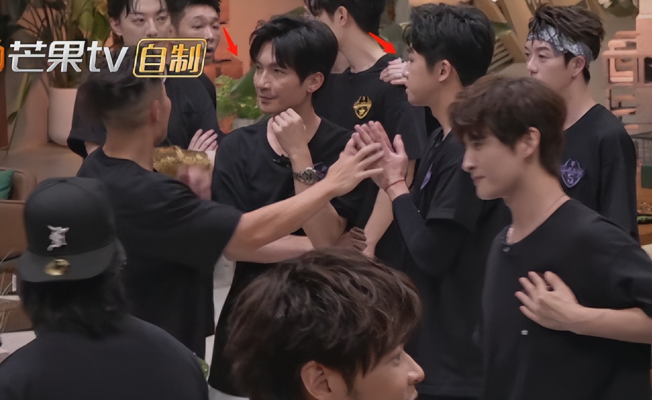 《披哥3》“问题”哥哥群像:抱团挤人、自我专制、死赖着不走