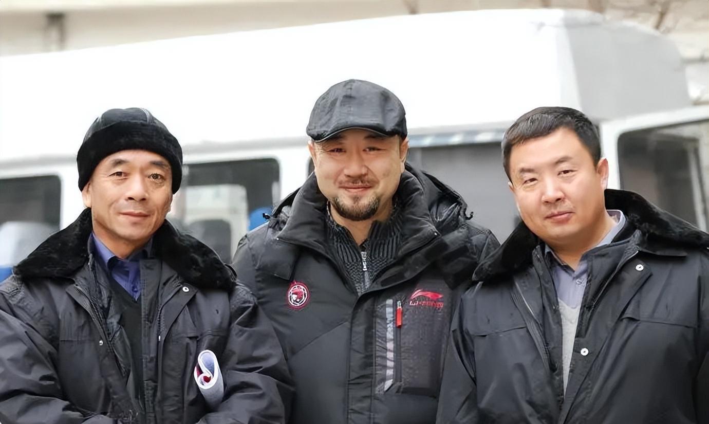 我们都被骗了!老戏骨竟然是“国际反恐专家”,演戏只是业余爱好而已