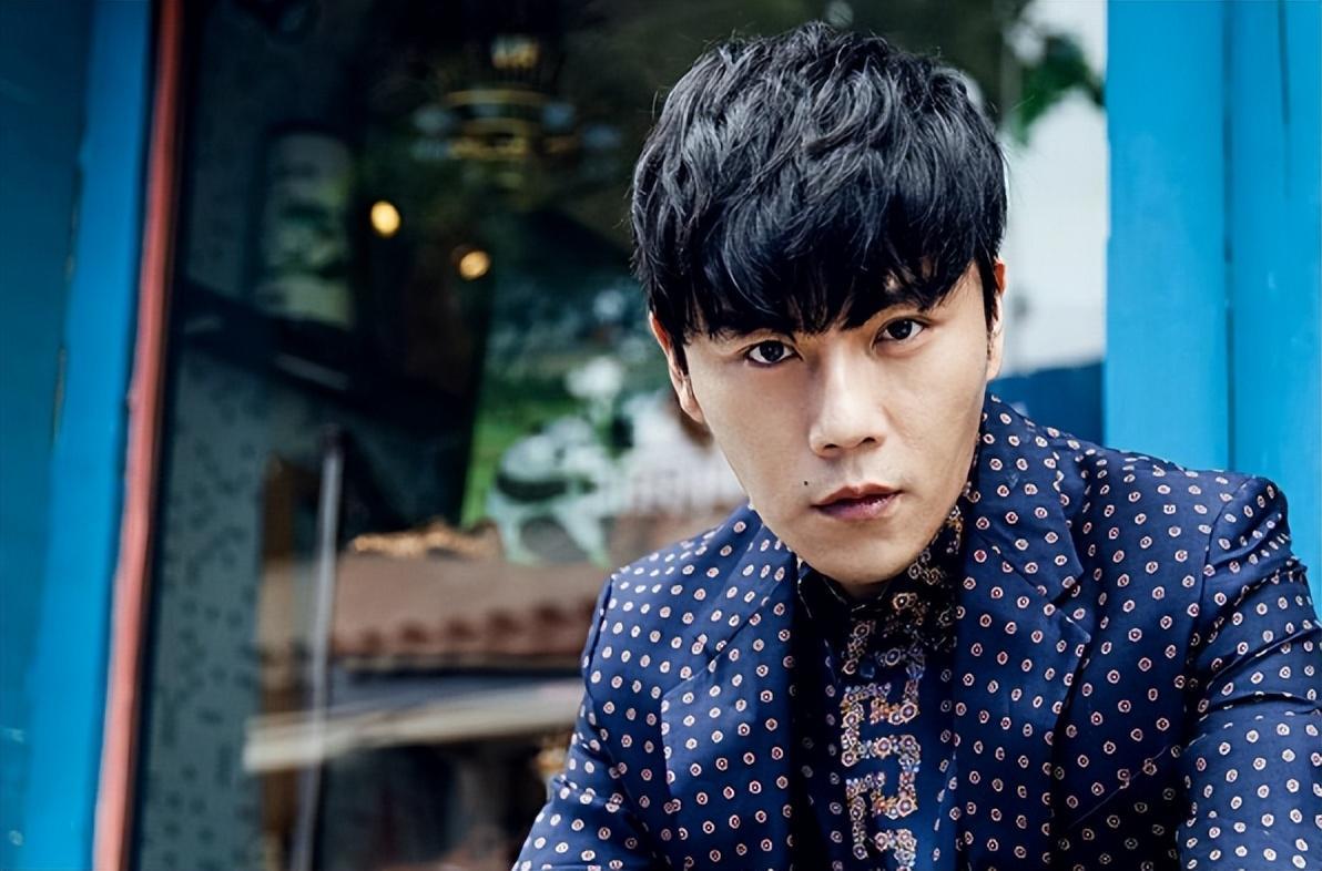 45岁“无人敢惹”的秦昊，再一次给娱乐圈敲响警钟