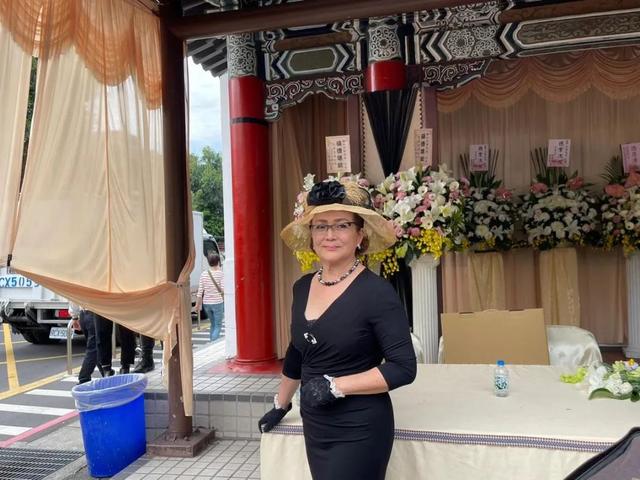 69岁香港「天才童星」被父母当摇钱树 两婚两离晚年独居异国