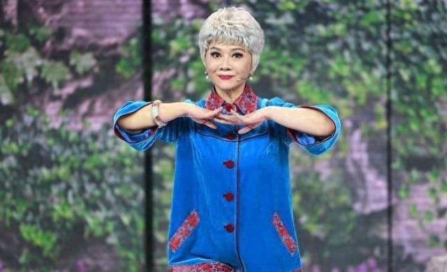 蔡明|从“小品女王”到被喊“滚出春晚”，蔡明到底哪里做错了？