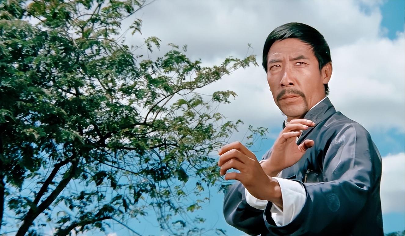 洪家班|“洪家班”成员晚年现状唏嘘,3位大佬已逝,狄威已成老爷爷