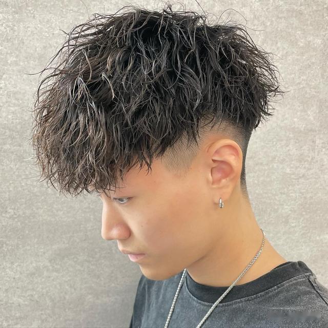 男人如何选择适合的发型？这四种发型不错，让你从头到脚都有魅力