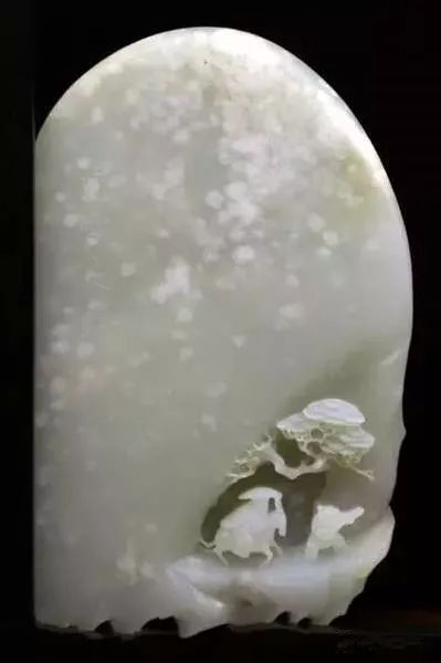 玉雕,就像一场外科手术