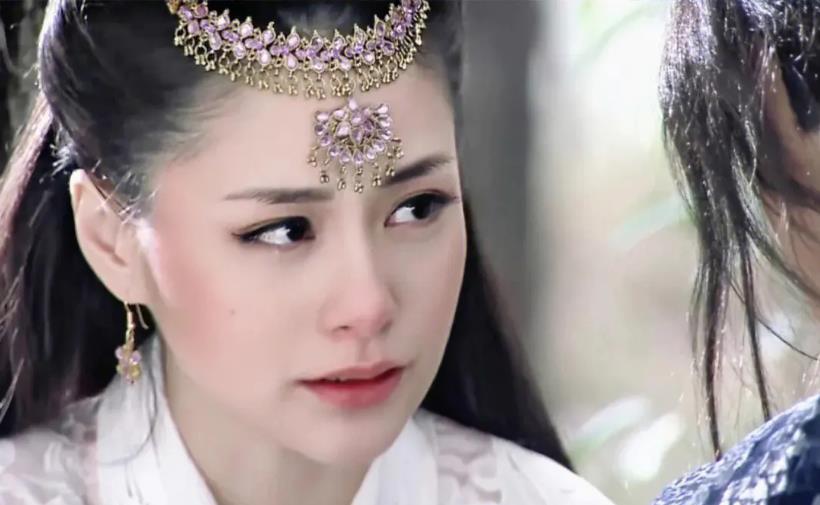 阿娇与女网红恋情实锤,同游布吉岛互动频繁,更多情侣款被扒!