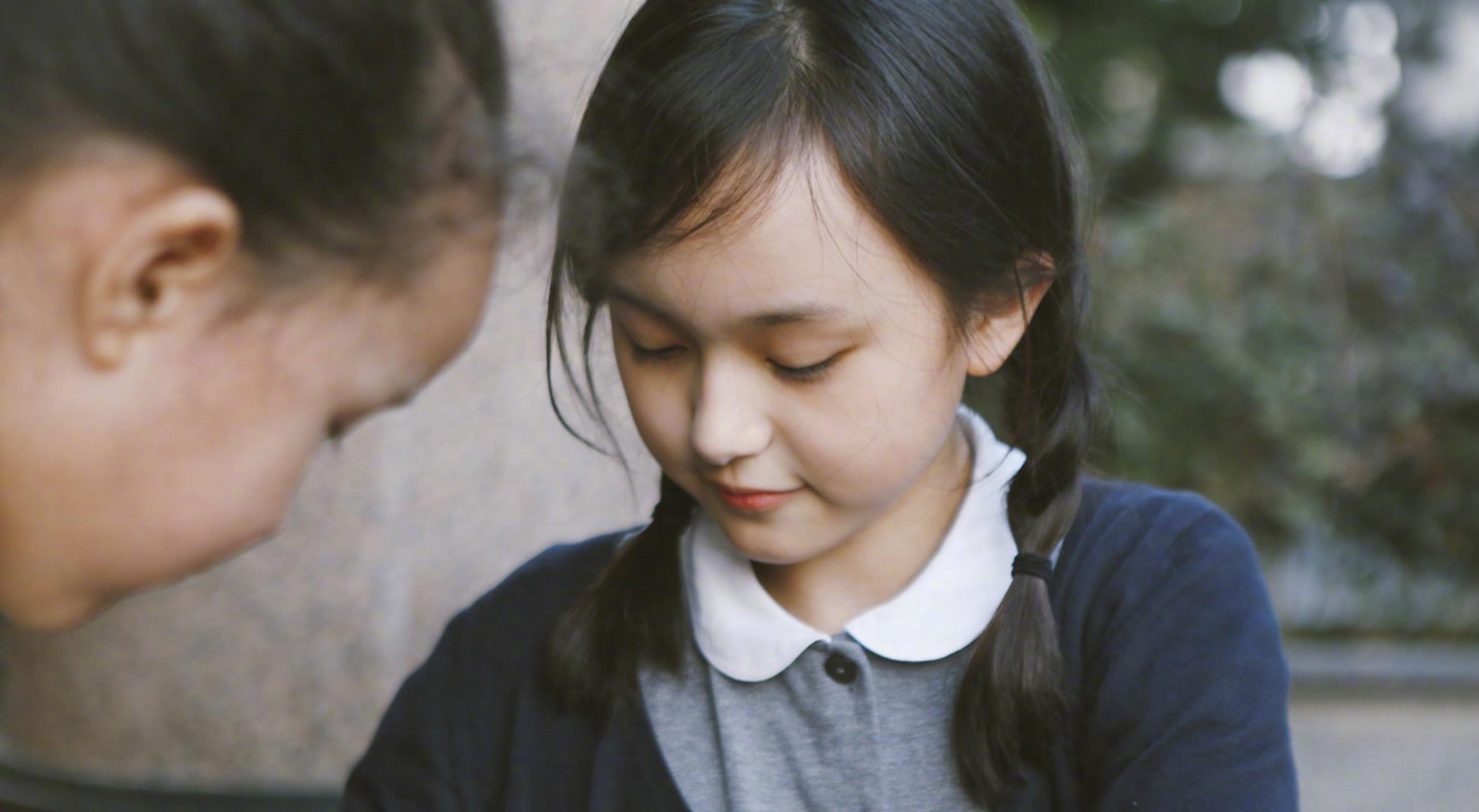 2岁出道年入百万,因长相甜美被禁止整容的刘楚恬,如今长成啥样