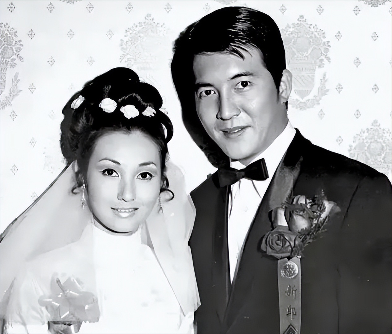 他欺辱舒淇,甩发妻娶新欢,晚年患癌无药治,女儿拒绝出席葬礼