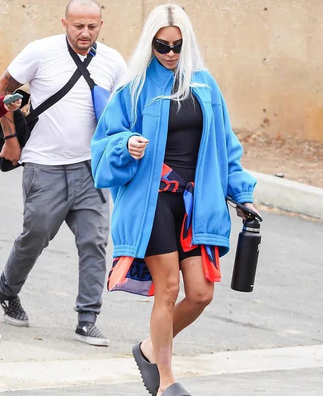 金·卡戴珊|金·卡戴珊2000万美金的私人庄园遭疯狂粉丝闯入