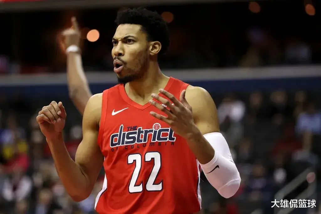 美媒列出NBA历史上收入最高的20名小前锋,詹姆斯第一,杜兰特第二