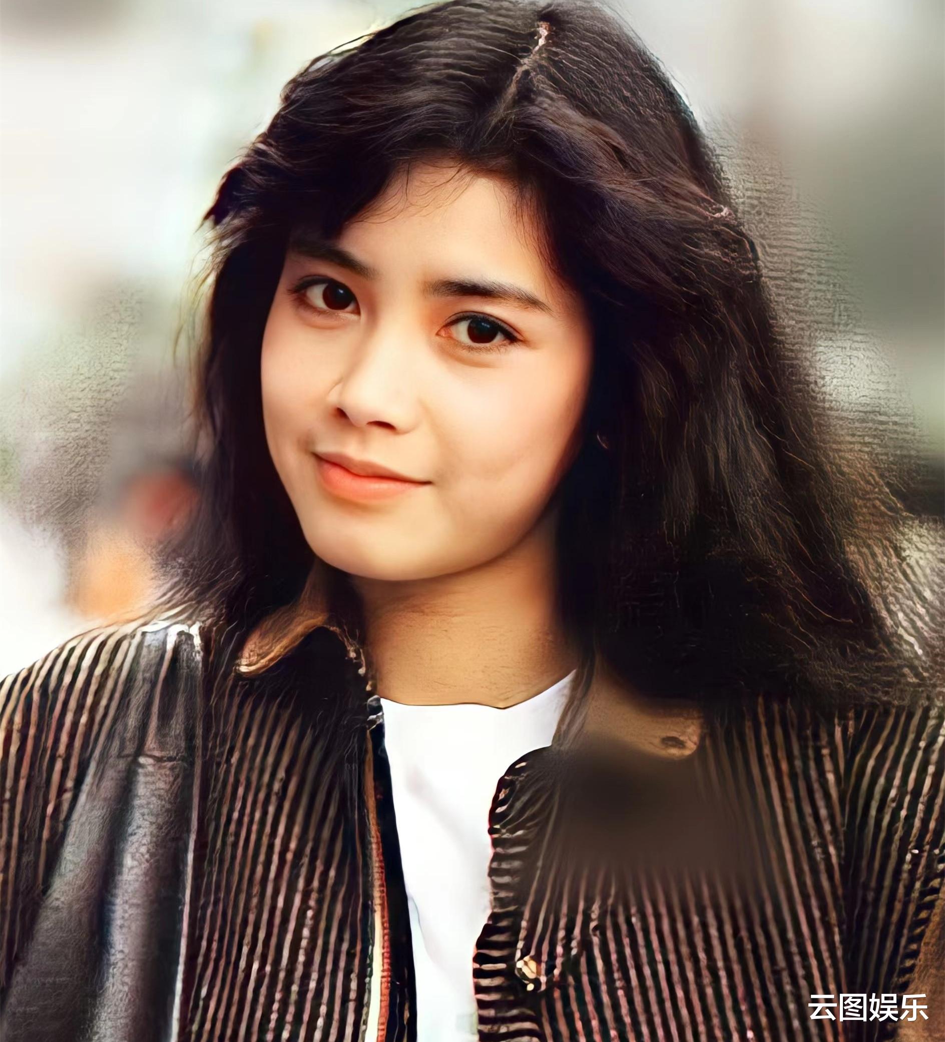 魏秋桦|6位亚视花旦罕见重聚！魏秋桦麦翠娴风韵犹存，冼焕贞冻龄似少女