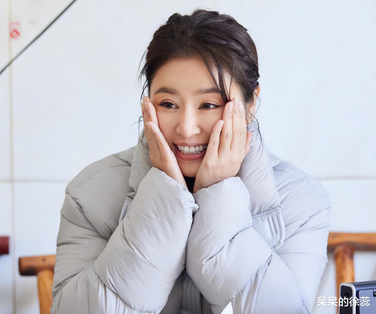 林心如点评谢娜,不提专业二字,短短几句话,让观众看清她为人