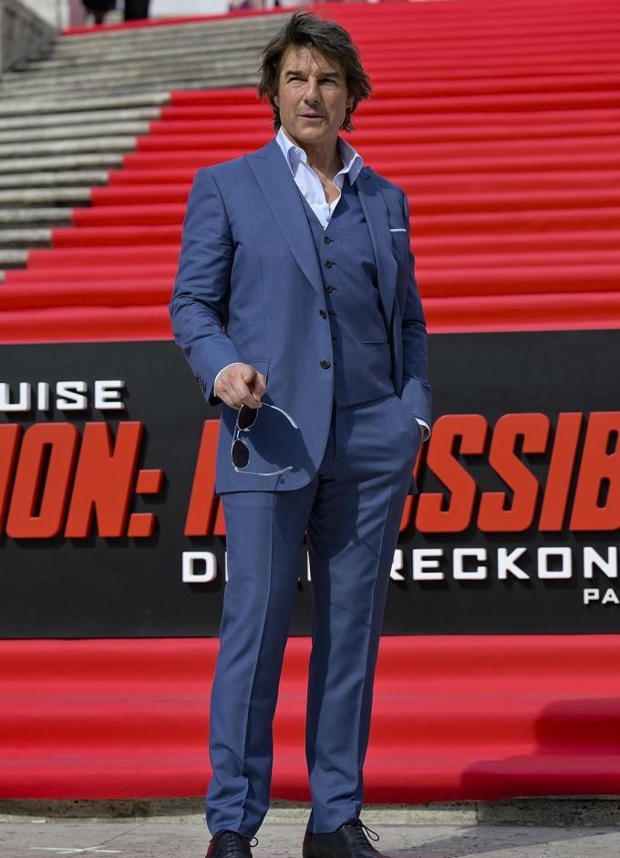 《碟中谍7》首映式,多位女星争妍斗艳,阿汤哥依然帅气十足