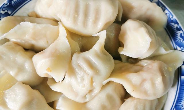 芹菜|80后妈妈晒一周晚饭，花样不多简单够吃，网友：这才是居家过日子