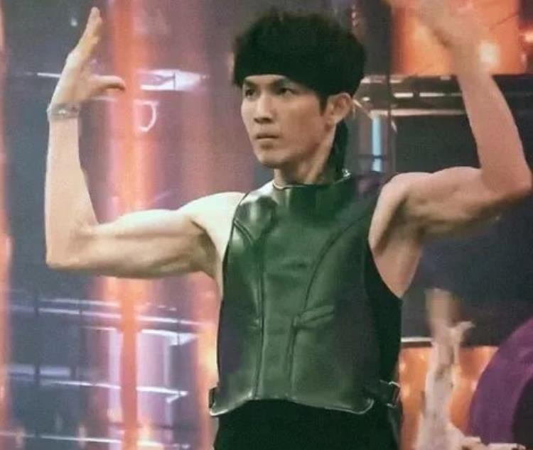 从一线顶流到无人问津，钟汉良为啥不火了呢？