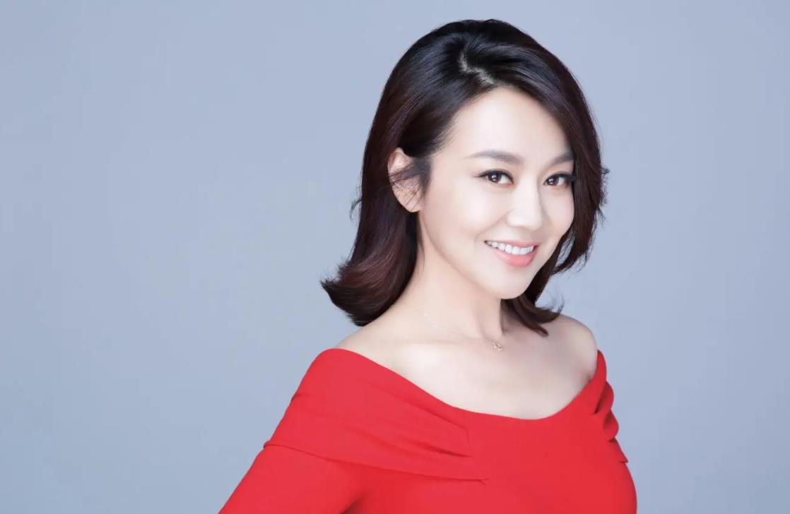 2004年，军人邹伟一身寒气对闫妮说离婚吧，我净身出户