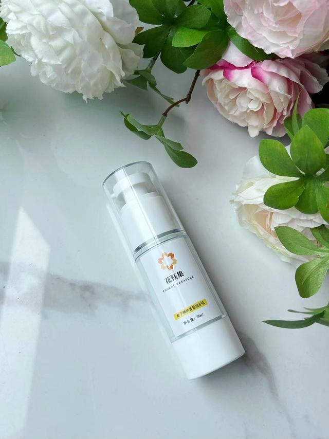 素颜霜哪种好用？分享不错的素颜霜，擦完皮肤瞬间变得水水润润的