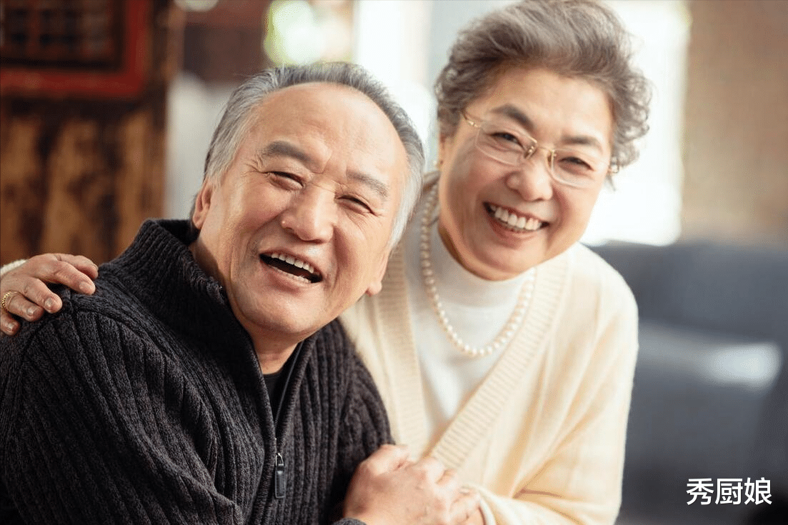 美食教程|建议中老年,少吃米饭和馒头,多吃这3类主食,腿脚有劲,身体棒