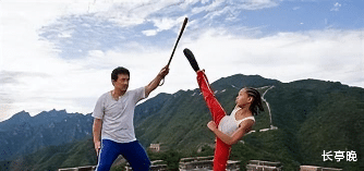 成龙|导演为了捧儿子出资请成龙客串《功夫梦》,成龙:给的少了